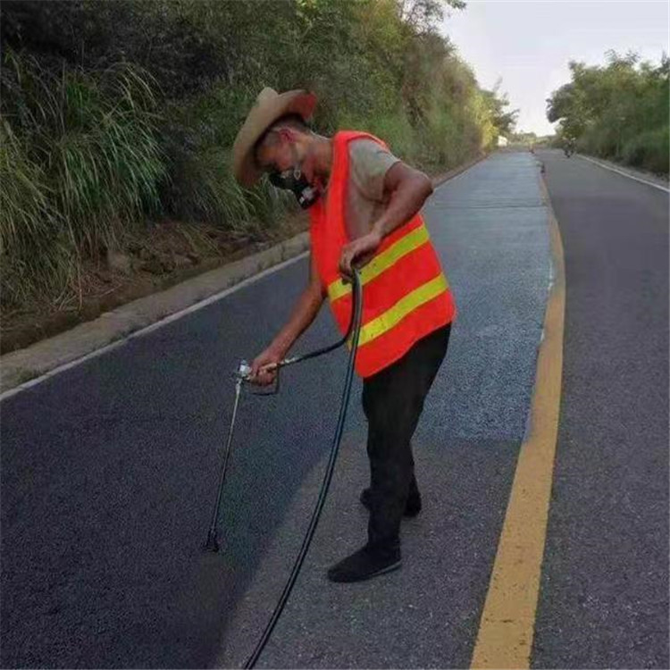 咸阳 彩色防滑路面的底涂是保障路面附着力